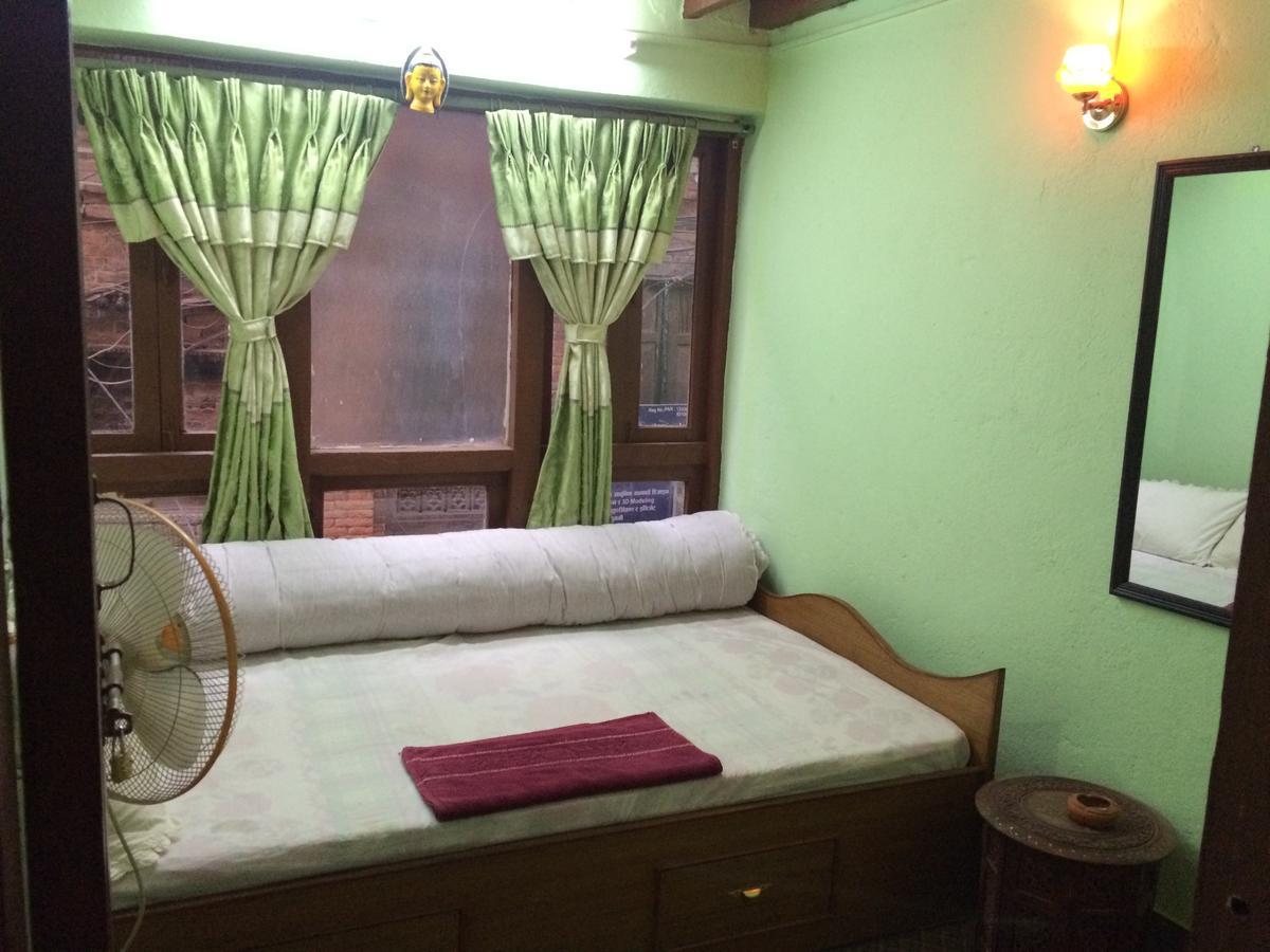 Ajima Guest House Bhatgoan Kültér fotó
