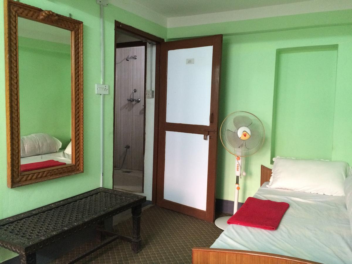 Ajima Guest House Bhatgoan Kültér fotó