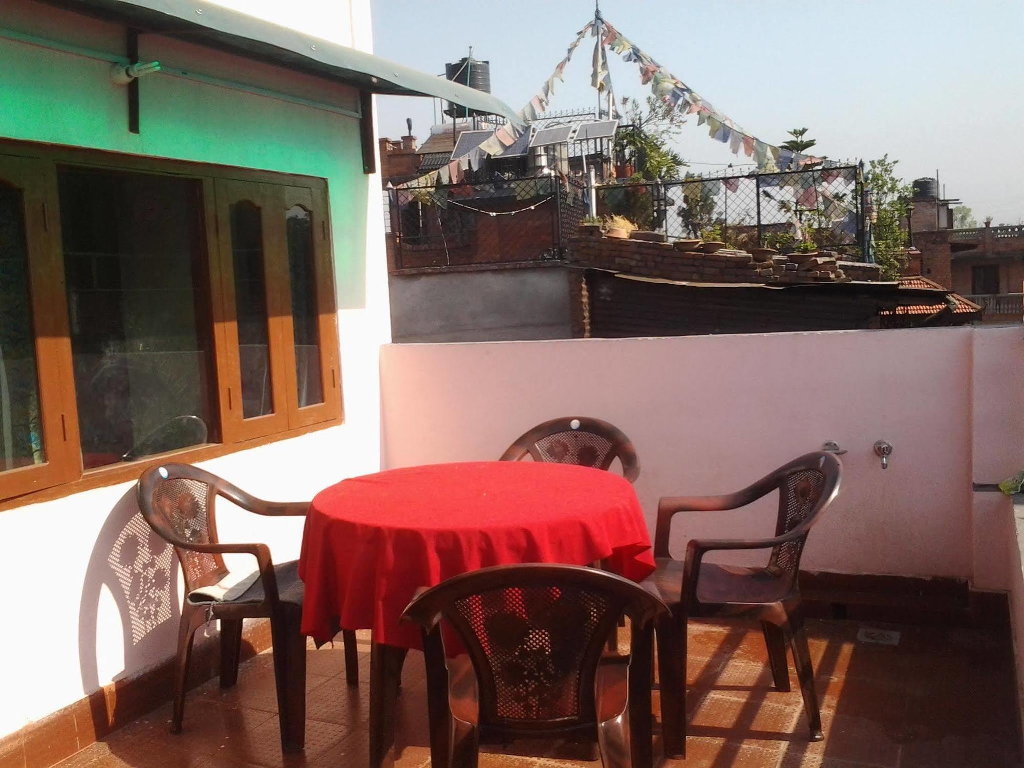 Ajima Guest House Bhatgoan Kültér fotó